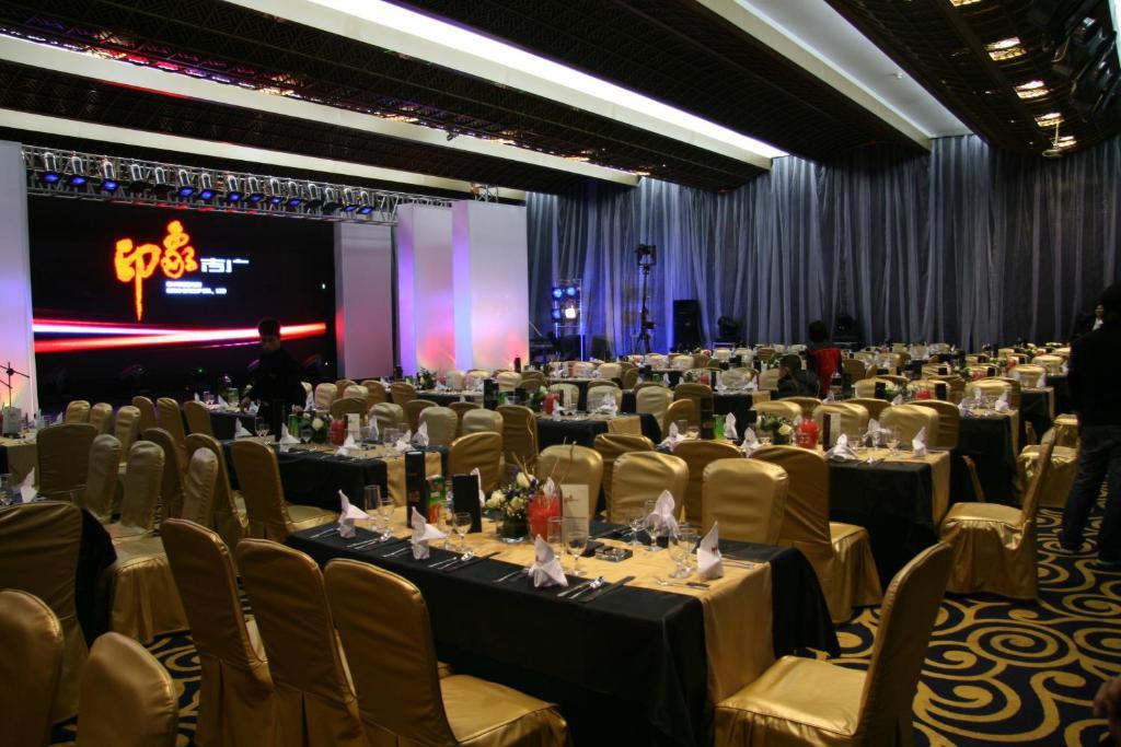 Hna Redbuds Hotel Changchun Buitenkant foto